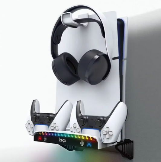 Retro Video Game Player Console ©