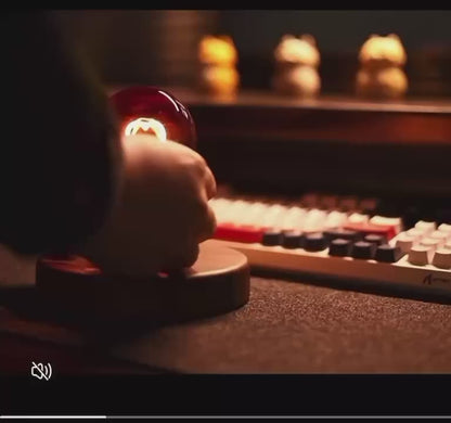 مصباح LED على شكل قلب معلق ©